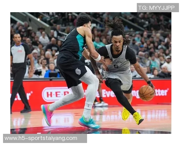 开拓者与马刺半场激战克林根表现出色杨瀚森贡献稳定尚帕尼状态回暖 开拓者与马刺半场激战克林根表现出色杨瀚森贡献稳定尚帕尼状态回暖